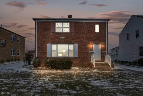 3400 W 210th St, Fairview Park, OH 44126
