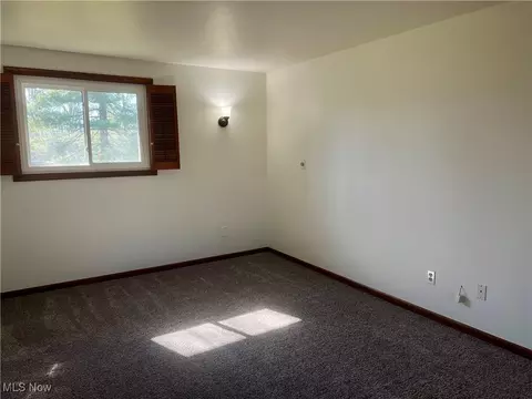 38494 E River Rd, Elyria, OH 44035 photo 16
