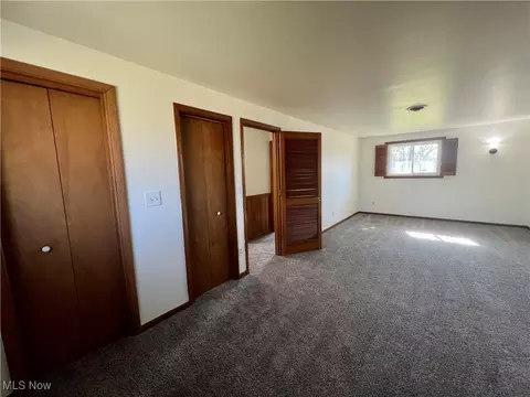 38494 E River Rd, Elyria, OH 44035 photo 18