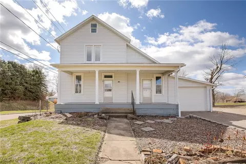 174 High St, Magnolia, OH 44643