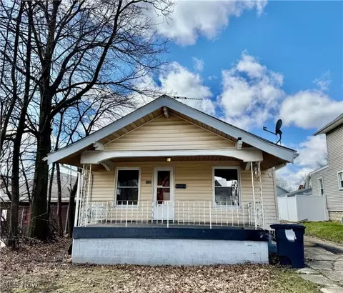 1046 Linden Ave, Akron, OH 44310