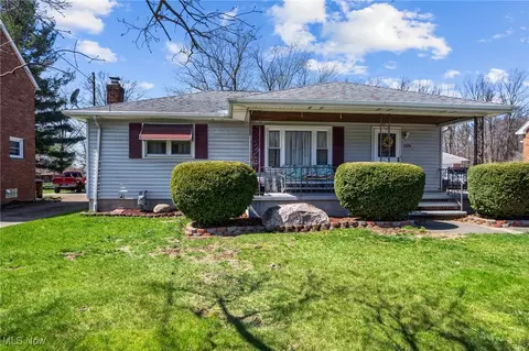 Exterior - 5170 Broadway, Lorain, OH 44052 photo 4 of 9