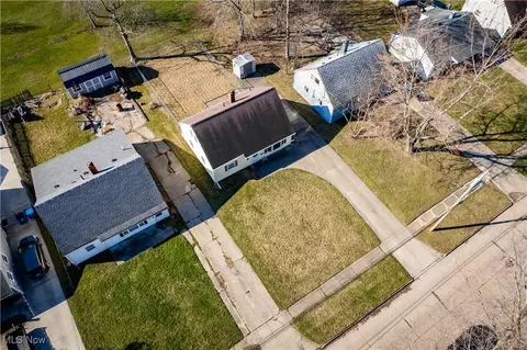 3350 Grant St, Lorain, OH 44052 photo 23
