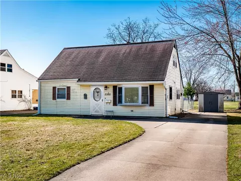 3350 Grant St, Lorain, OH 44052