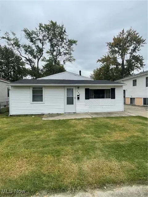 309 Clinton Ave, Elyria, OH 44035