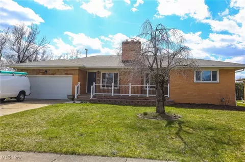 14521 Seneca Trl, Middleburg Heights, OH 44130