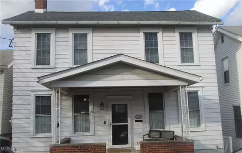 131 Cherry St, Barnesville, OH 43713