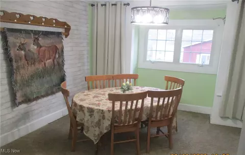 Dining - 131 Cherry St, Barnesville, OH 43713 photo 1 of 2