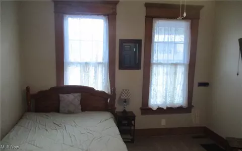 Bedroom - 131 Cherry St, Barnesville, OH 43713 photo 2 of 4