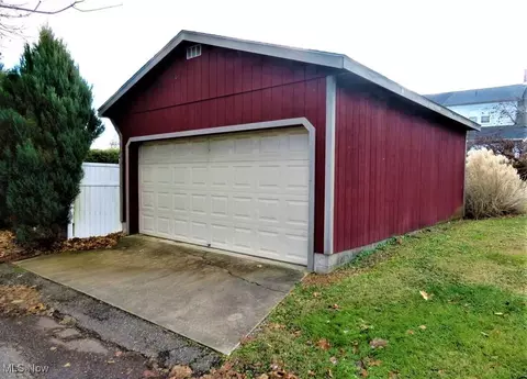 Other - 131 Cherry St, Barnesville, OH 43713 photo 7 of 10