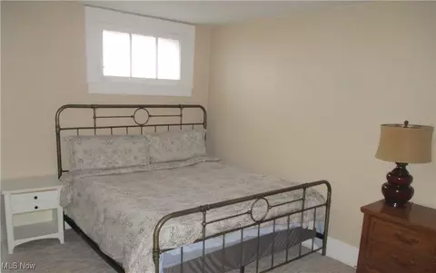 Bedroom - 131 Cherry St, Barnesville, OH 43713 photo 3 of 4