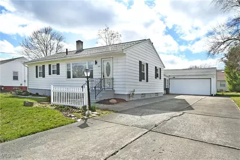 452 Rosewae Ave, Cortland, OH 44410