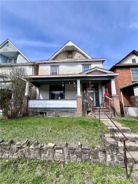 406 Grant St, Newell, WV 26050