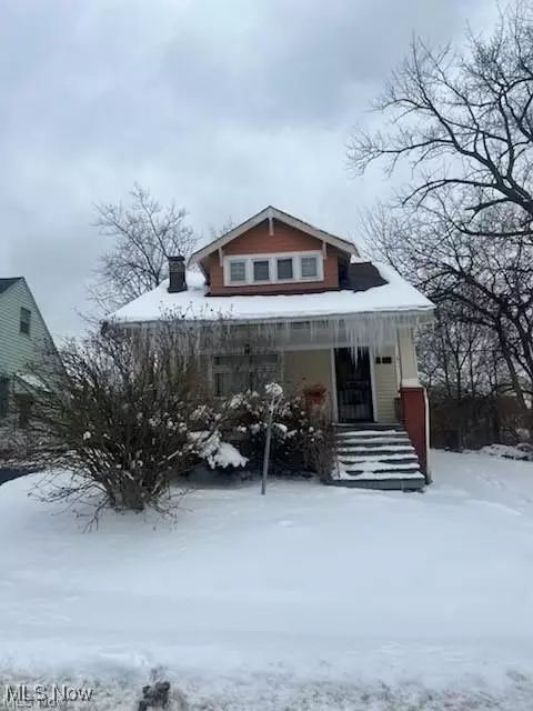4384 E 136th St, Garfield Heights, OH 44105