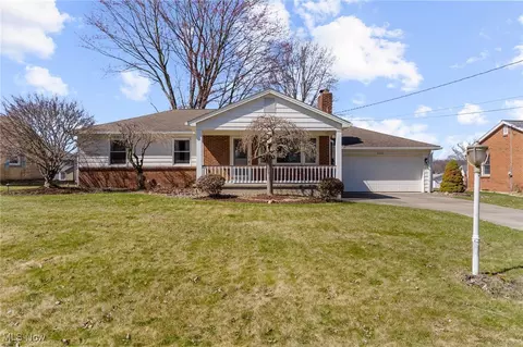 6306 Pawnee Pl, Poland, OH 44514