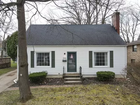 844 Tallmadge Rd, Cuyahoga Falls, OH 44221