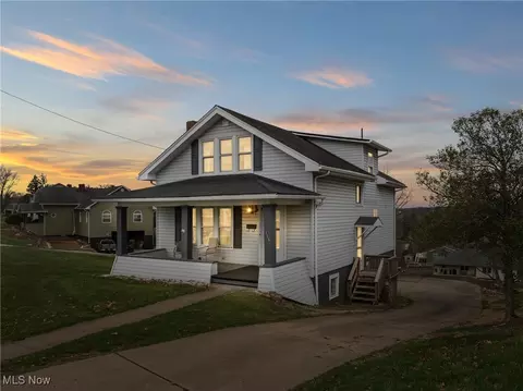116 High St, Saint Clairsville, OH 43950
