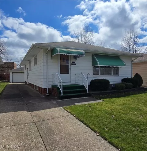 12408 Havana Rd, Garfield Heights, OH 44125