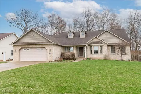 6212 Michael Barkey Ave NW, Canal Fulton, OH 44614