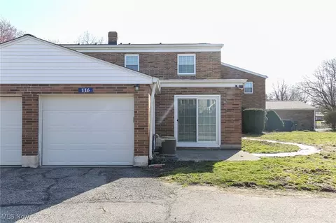 116 Shakespeare Ln, Avon, OH 44011