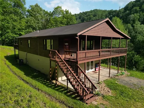 963 Ivydale Rd, Clay, WV 25043