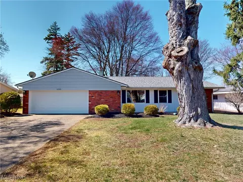 6220 Firwood Rd, Mentor, OH 44060