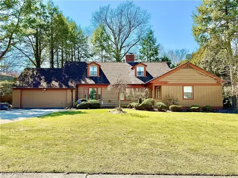 2272 Mount Vernon Blvd, East Cleveland, OH 44112