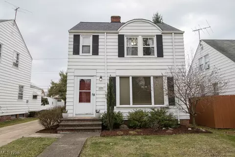 1094 Piermont Rd, South Euclid, OH 44121