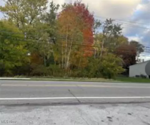 23 Ohlin Dr, New Middletown, OH 44442