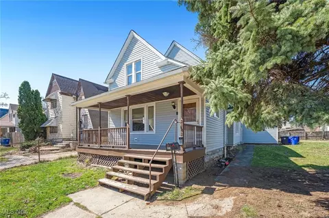 2142 W 95th St, Cleveland, OH 44102