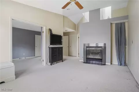 1203 Red Tail Hawk Ct #4, Boardman, OH 44512 photo 13