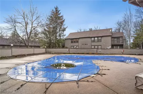 1203 Red Tail Hawk Ct #4, Boardman, OH 44512 photo 35