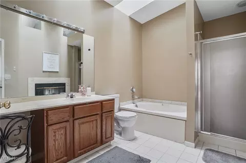 1203 Red Tail Hawk Ct #4, Boardman, OH 44512 photo 14