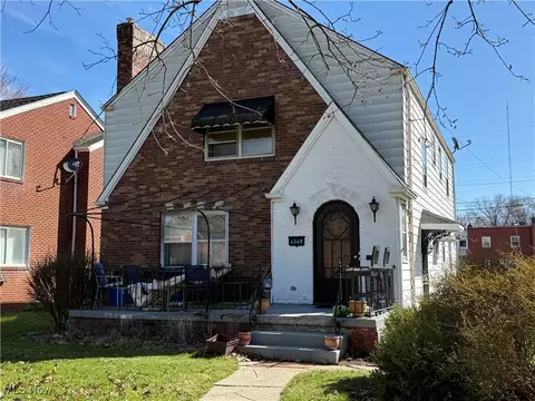 4245 Chester Dr, Boardman, OH 44512