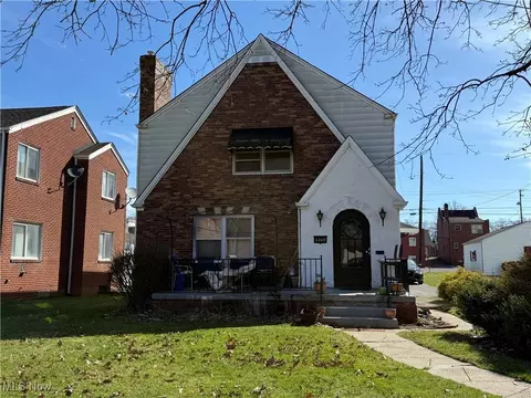 4245 Chester Dr, Boardman, OH 44512 photo 2