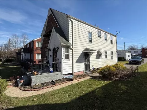 4245 Chester Dr, Boardman, OH 44512 photo 3