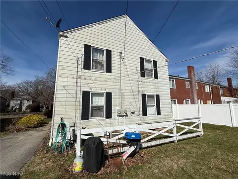 4245 Chester Dr, Boardman, OH 44512 photo 4
