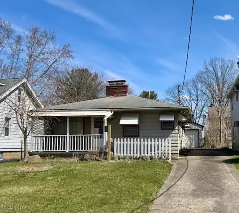 121 Westminster Ave, Youngstown, OH 44515