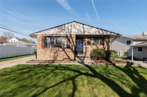 4012 W 176th St, Cleveland, OH 44111