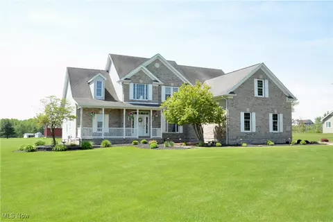 2731 Lynn Rd, North Lima, OH 44452