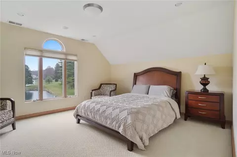 8484 Hitchcock Rd, Boardman, OH 44512 photo 27