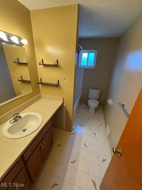 1618 Ridgewick Dr, Wickliffe, OH 44092 photo 9