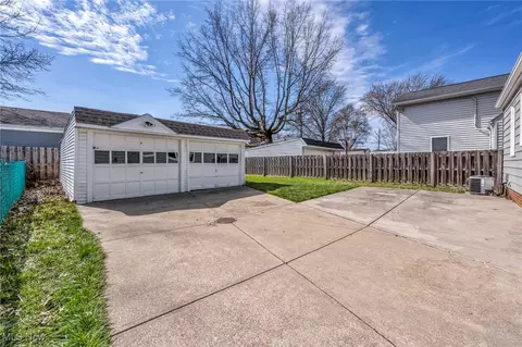 29138 Weber Ave, Wickliffe, OH 44092 photo 26