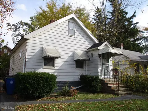 3871 E 142nd St, Cleveland, OH 44128