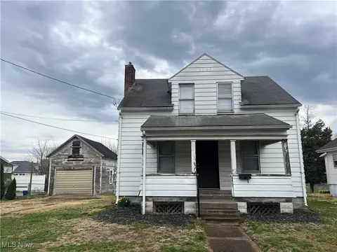 3501 10th Ave, Vienna, WV 26105