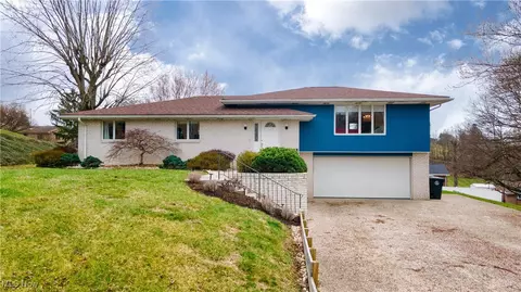 137 Preston Rd, Steubenville, OH 43953