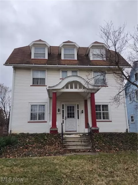 2046 Brunswick Rd, East Cleveland, OH 44112