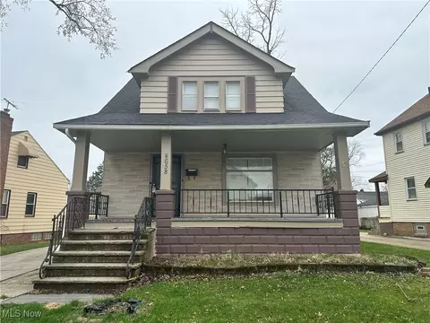 4658 Rockwood Rd, Garfield Heights, OH 44125