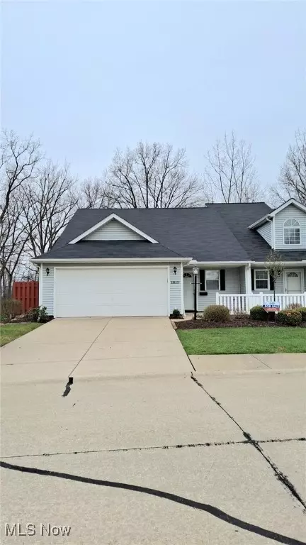 31332 Lily Ln #92 A, North Olmsted, OH 44070
