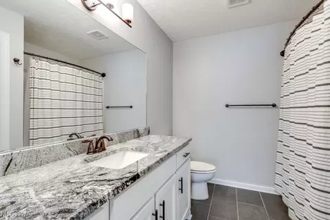 Bath - 172 Larimar Dr, Willowick, OH 44095 photo 5 of 5